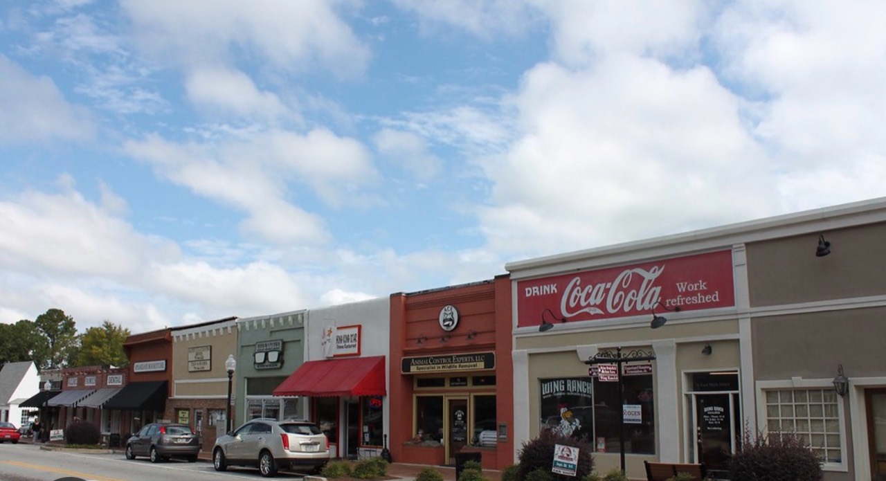 Downtown Hampton storefronts